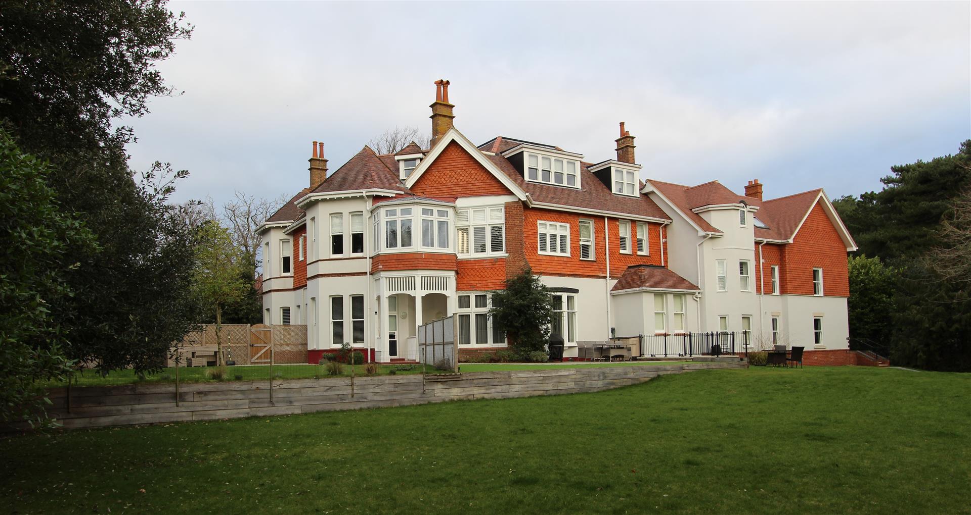 Mckinley Road, Bournemouth Saxe Coburg